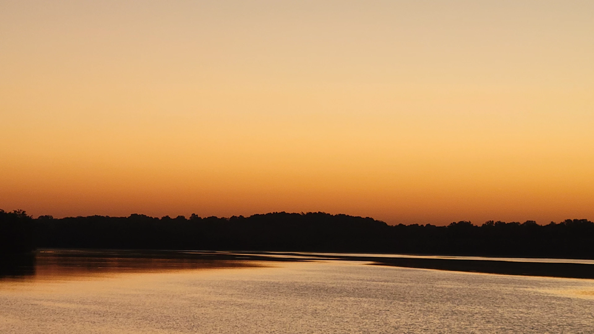 Sunrise on Lake Fayetteville